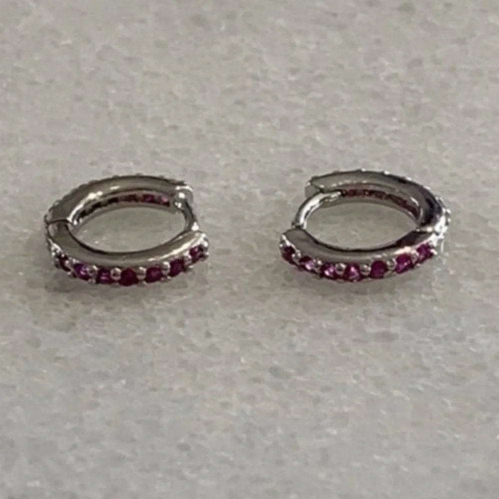 COPY - Pink Crystal Sterling Silver Small Huggie Hoop Earrings

Brand New - Picture 3 of 4